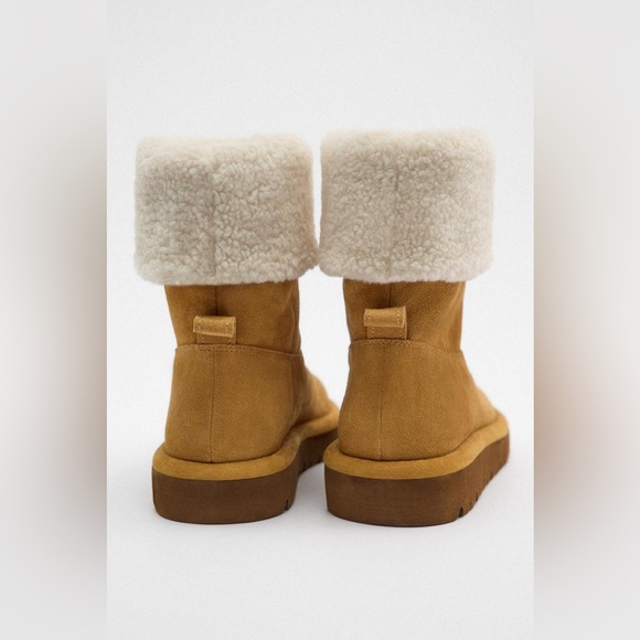 ZARA ~ FLEECE SUEDE ANKLE BOOTS - Picture 3 of 6